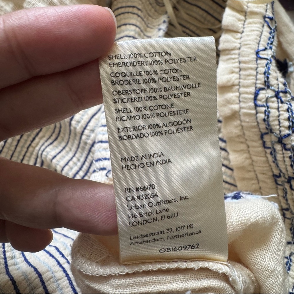 Free People Dahlia Cream Blue Smocked Embroidered Jumpsuit size XL - Picture 16 of 16